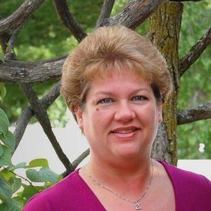 Meet your Posher, Lynn